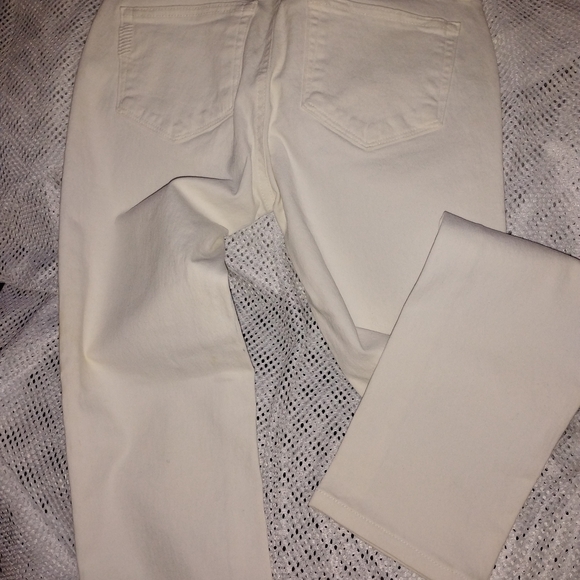 Paige White Jeans - Picture 3 of 3